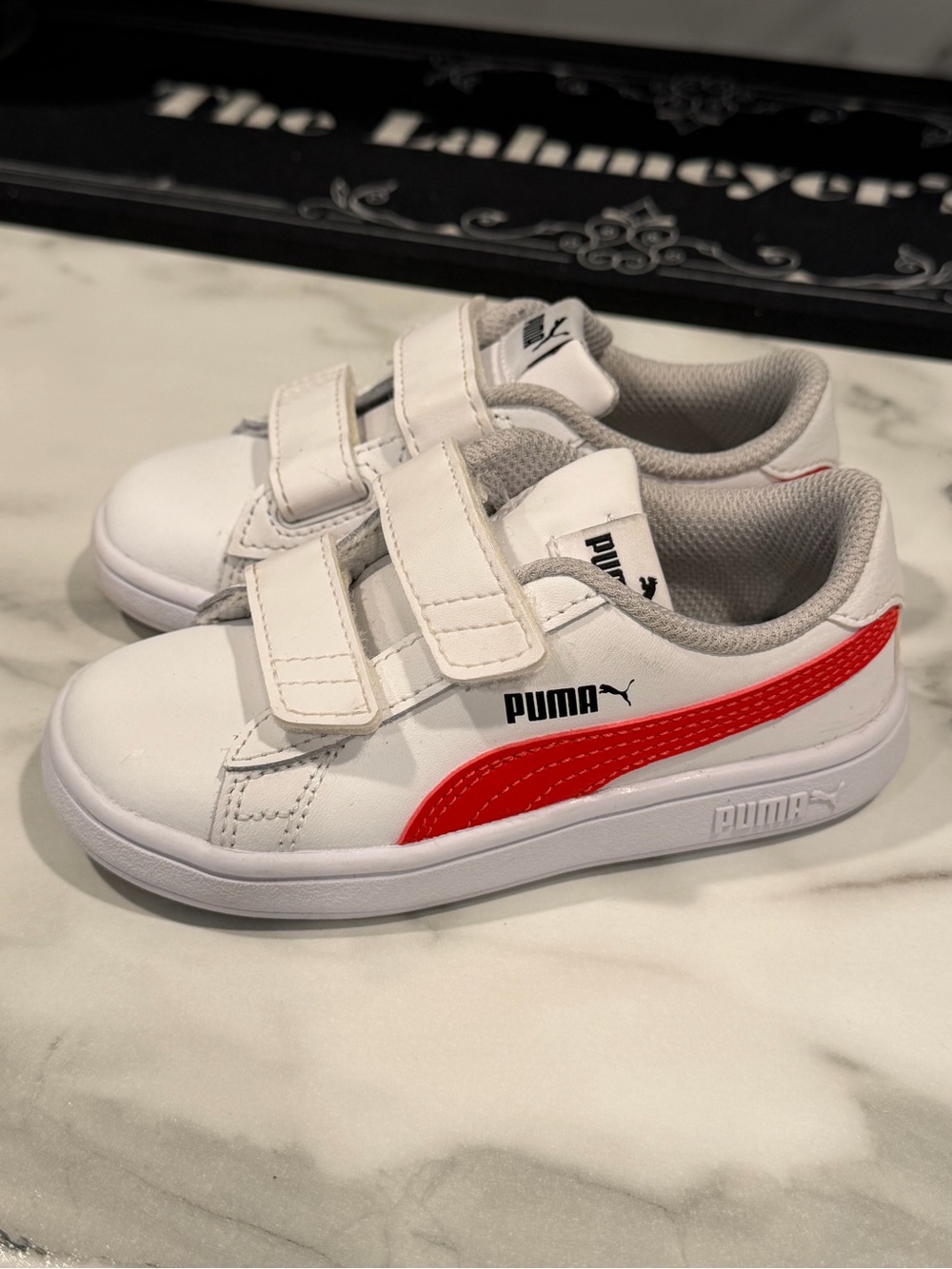 Puma Kids White Sneakers with Red Formstrip Velcro